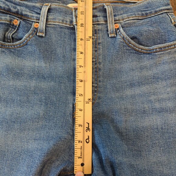 Levis Wedgie Straight Womens Jeans Blue Denim Button Fly Frayed Hem W30 L28 - Picture 14 of 16